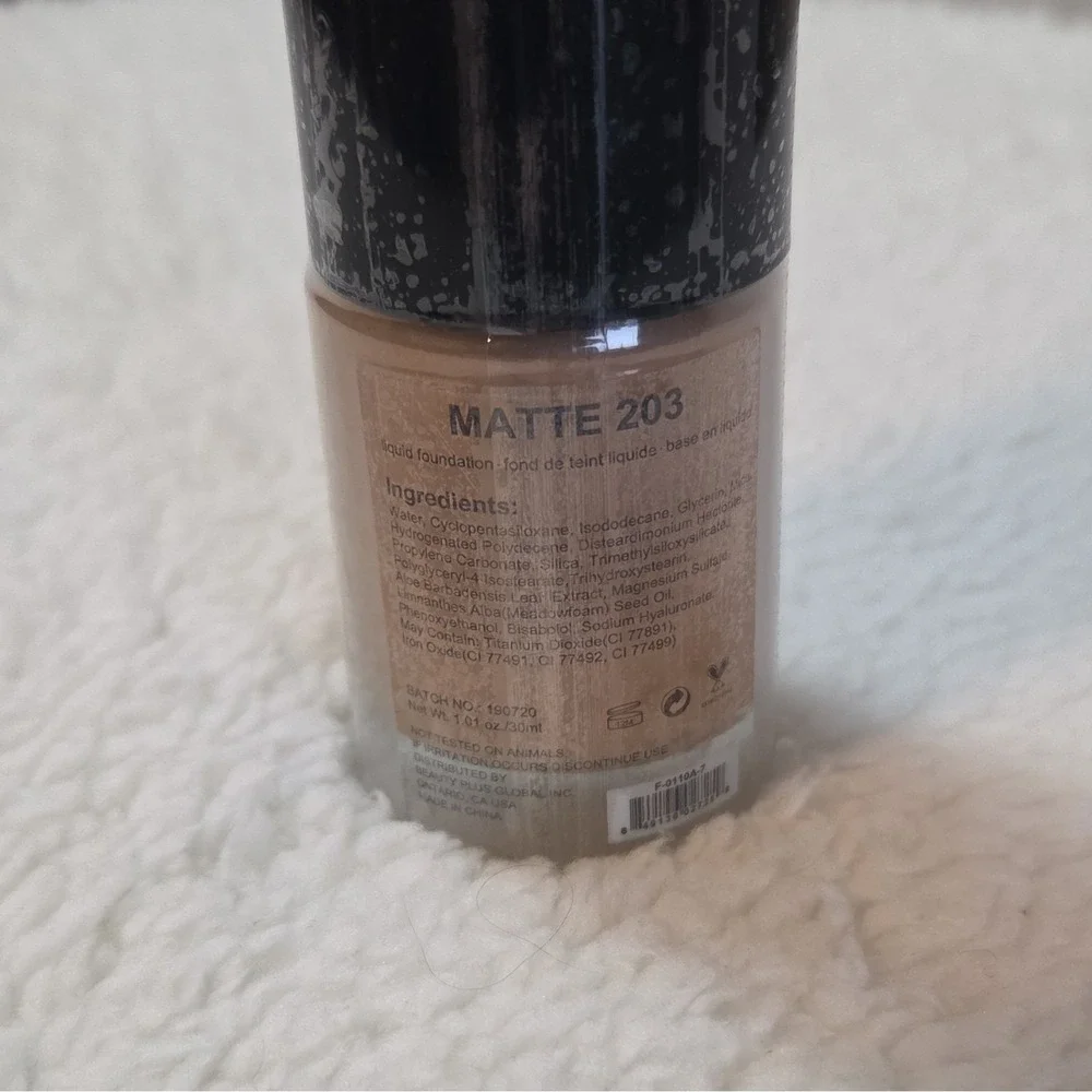 City Color Be Matte Liquid Foundation Matte 203 Full Coverage 1.01 fl oz